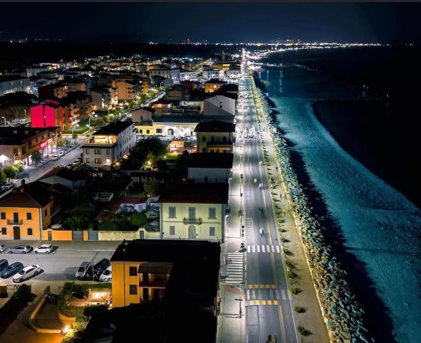 Вилла Villino La Perla Azzurra- Марина-ди-Пиза Экстерьер фото